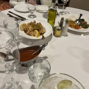 Villa Amalfi - Italian Near Me - Cliffside Park, New Jersey