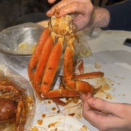 Snow Crab Legs 1 lb. Snow Crab Legs 1 lb.