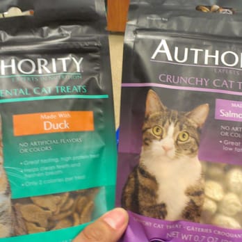 PetSmart - Great deals on good quality snacks for my kitty. :) - Pet Stores Near Me - Albuquerque, New Mexico