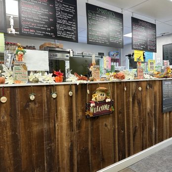 Smoothville - Juice Bars & Smoothies Near Me - Enfield, Connecticut Smoothville - Juice Bars & Smoothies Near Me - Enfield, Connecticut