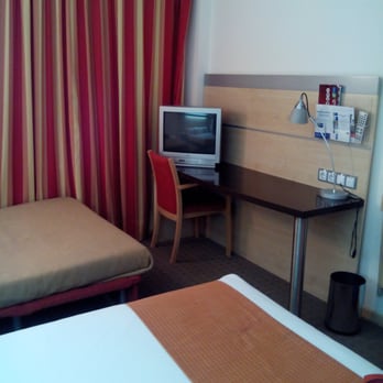 Holiday Inn express - Hotels Near Me - Madrid, M Holiday Inn express - Hotels Near Me - Madrid, M