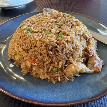 Linglong Soup Dumplings - Chicken Fried Rice / 鸡肉炒饭 - Dim Sum Near Me - Fountain Valley, California Linglong Soup Dumplings - Chicken Fried Rice / 鸡肉炒饭 - Dim Sum Near Me - Fountain Valley, California