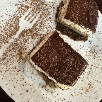 Aroma Italia - Tiramisu. One of the best I've had. The owners made it, Grazie Mille! Delizioso! - Pizza Near Me - Honolulu, Hawaii