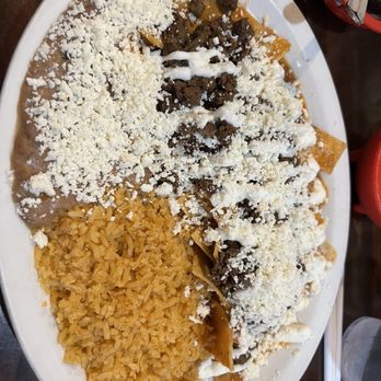 Fiesta Mexicana - Chilaquiles rojos con carne asada - Mexican Near Me - Reno, Nevada Fiesta Mexicana - Chilaquiles rojos con carne asada - Mexican Near Me - Reno, Nevada