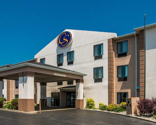 Comfort Suites 30 Photos 17 Reviews Hotels 1755 Phoenix St