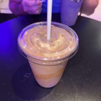 Niu Soft Serve - Peanut butter, chocolate, coffee shake - Desserts Near Me - Honolulu, Hawaii Niu Soft Serve - Peanut butter, chocolate, coffee shake - Desserts Near Me - Honolulu, Hawaii