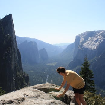Four Mile Trail - View of the Valley toward El Cap - Hiking Near Me - Yosemite, California