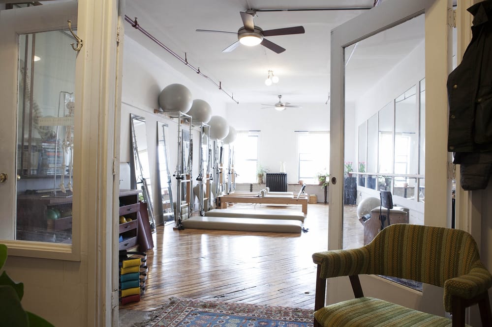 Zalla Pilates Logo