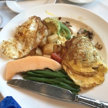 Cafe Renaissance - Elegant environment, friendly hosts and delicious food. - French Near Me - Vienna, Virginia