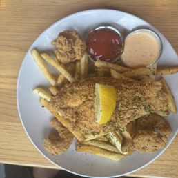 Catfish and Shrimp Entree Catfish and Shrimp Entree
