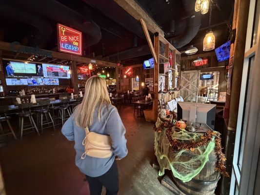 Brother Jimmy's BBQ by null