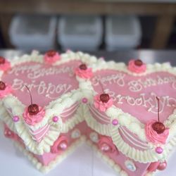 Sweet Katees - Intricate buttercream details