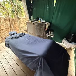 Spa by the Sea - Massage in the relaxation area (outside)