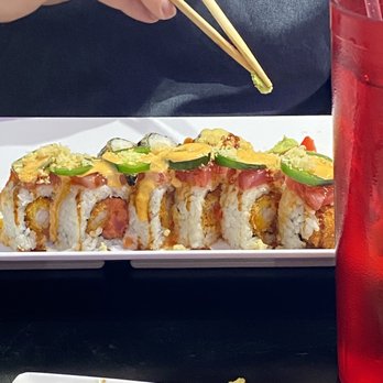 Rock N Roll Sushi - Crowd pleaser - Sushi Bars Near Me - Tuscaloosa, Alabama