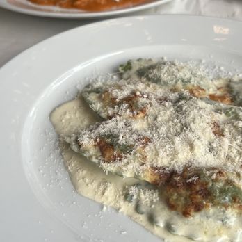 Il Pastaio - Italian Near Me - Beverly Hills, California