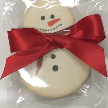 Le Nouveau Macaron - Winter holiday fun - Macarons Near Me Le Nouveau Macaron - Winter holiday fun - Macarons Near Me