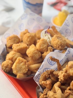Bob's Clam Hut by null