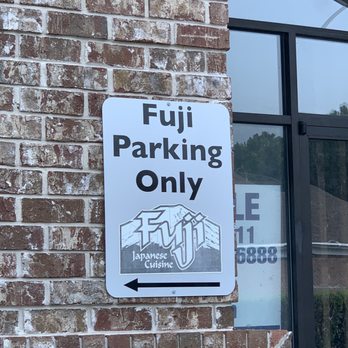 Fuji Cuisine - Dedicated Parking - Japanese Near Me - Richmond Hill, Georgia