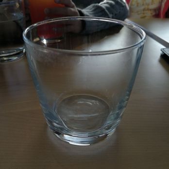 PORT - Our water glass sat empty for a looooooong time without a refill - Seafood Near Me - Pickering, Ontario