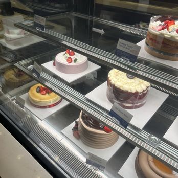 Paris Baguette - Bakeries Near Me - Montvale, New Jersey Paris Baguette - Bakeries Near Me - Montvale, New Jersey