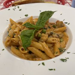Squisito Pizza and Pasta - Penne vodka