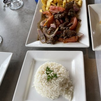 Totoritas Peruvian Restaurant - Lomo saltado - Latin American Near Me - Pembroke Pines, Florida Totoritas Peruvian Restaurant - Lomo saltado - Latin American Near Me - Pembroke Pines, Florida