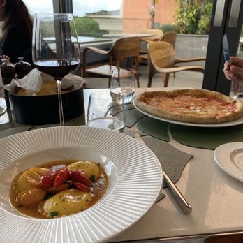 Il Giardino Ristorante - Margarita pizza and pasta - Italian Near Me - Rome, RM Il Giardino Ristorante - Margarita pizza and pasta - Italian Near Me - Rome, RM