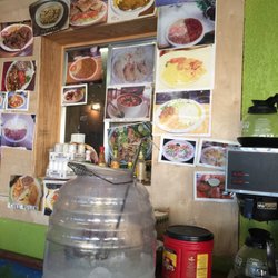 Las Tres Peñas - Great place to come enjoy some AUTHENTIC Mexican food! Affordable and AMZING for your taste buds.