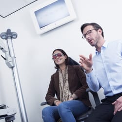 Dixon Hempenstall Opticians
