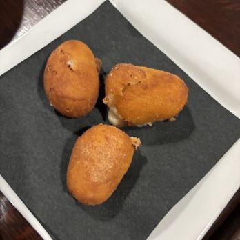 Ama - Tapas Bars Near Me - Hillsboro, Oregon
