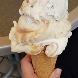 Eiscafé Kilian - Malaga, Banane & Stracciatella