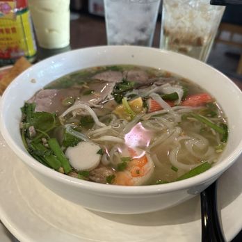 Saigon City Restaurant - Hi Hu Tieu Dac Biet Vien Dong - Vietnamese Near Me - Albuquerque, New Mexico