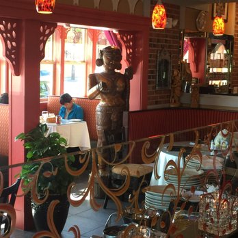 Stanford's - Resturant - American Near Me - Seattle, Washington