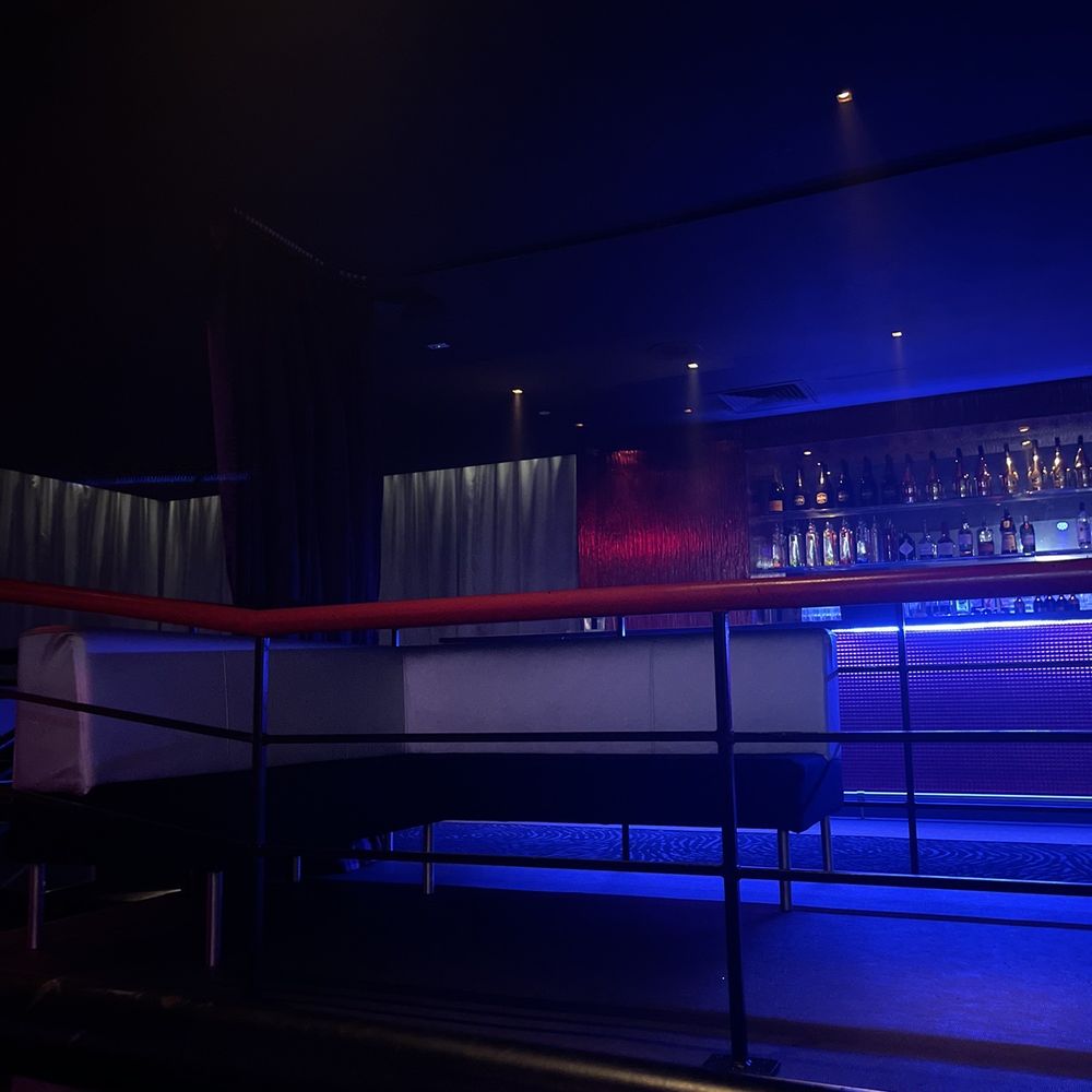 Avalon Mohegan Sun - a bar with blue lighting - Dance Clubs Near Me - Uncasville, Connecticut Avalon Mohegan Sun - a bar with blue lighting - Dance Clubs Near Me - Uncasville, Connecticut