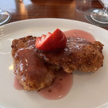 The Griffin Fair Haven - Pecan chicken - Wine Bars Near Me - Ira Township, Michigan