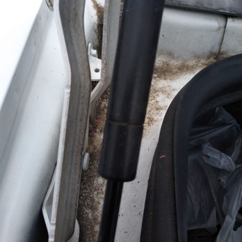 Grease Pro Oil Change - Wouldn't this be covered by detailing? - Oil Change Stations Near Me - Lynn Haven, Florida Grease Pro Oil Change - Wouldn't this be covered by detailing? - Oil Change Stations Near Me - Lynn Haven, Florida
