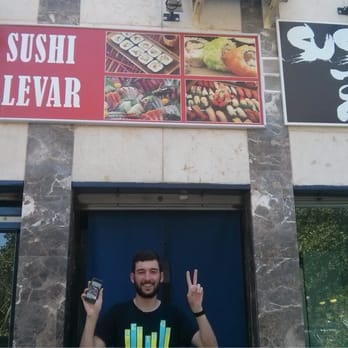 Sushi 81 - En la puerta de Sushi 81! - Japanese Near Me - Seville, SE