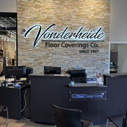 Vonderheide Floor Coverings - Lobby area in Vonderheide Floor Coverings