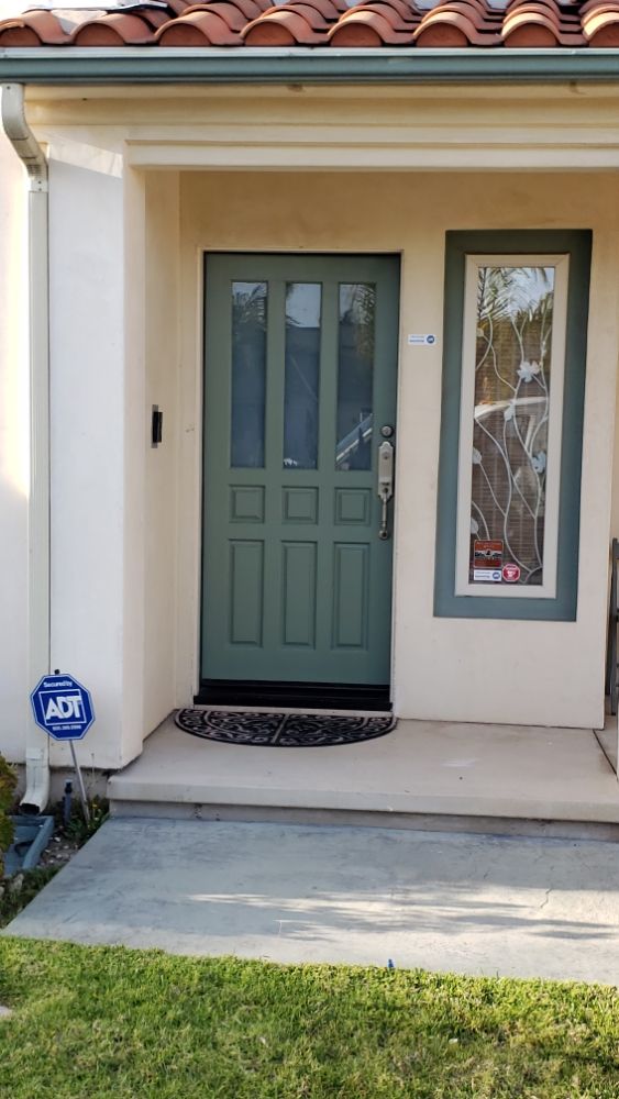 Slide of Noga Handyman Services