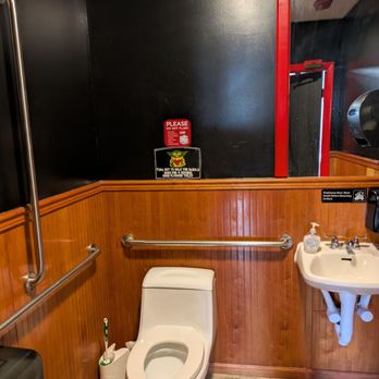 Halal Feast O - Bathroom - Halal Near Me - Tonawanda, New York Halal Feast O - Bathroom - Halal Near Me - Tonawanda, New York