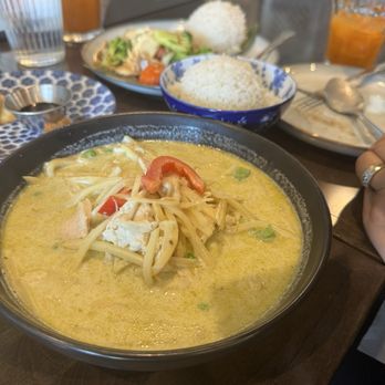 Mali Thai - Green chicken curry - Thai Near Me - Jacksonville, Florida Mali Thai - Green chicken curry - Thai Near Me - Jacksonville, Florida