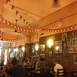 Hugo Restaurante - Ambiente chileno