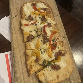 The Harp And Fiddle - Sausage & Peppers Flatbread - Irish Near Me - Park Ridge, Illinois The Harp And Fiddle - Sausage & Peppers Flatbread - Irish Near Me - Park Ridge, Illinois