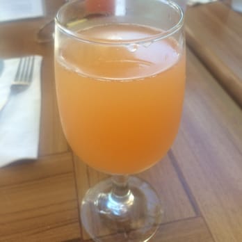 Aloha Mixed Plate - POG Mimosa - Hawaiian Near Me - Lahaina, Hawaii