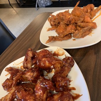 Kelly’s pub - Jumbo chicken wings. Hot and barbecue.. - Pubs Near Me - Trevor, Wisconsin Kelly’s pub - Jumbo chicken wings. Hot and barbecue.. - Pubs Near Me - Trevor, Wisconsin