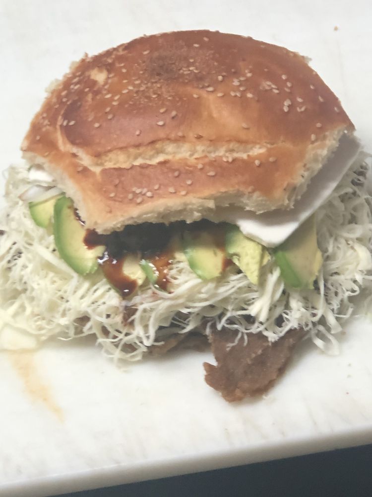 Cemitas Poblanas En Bell