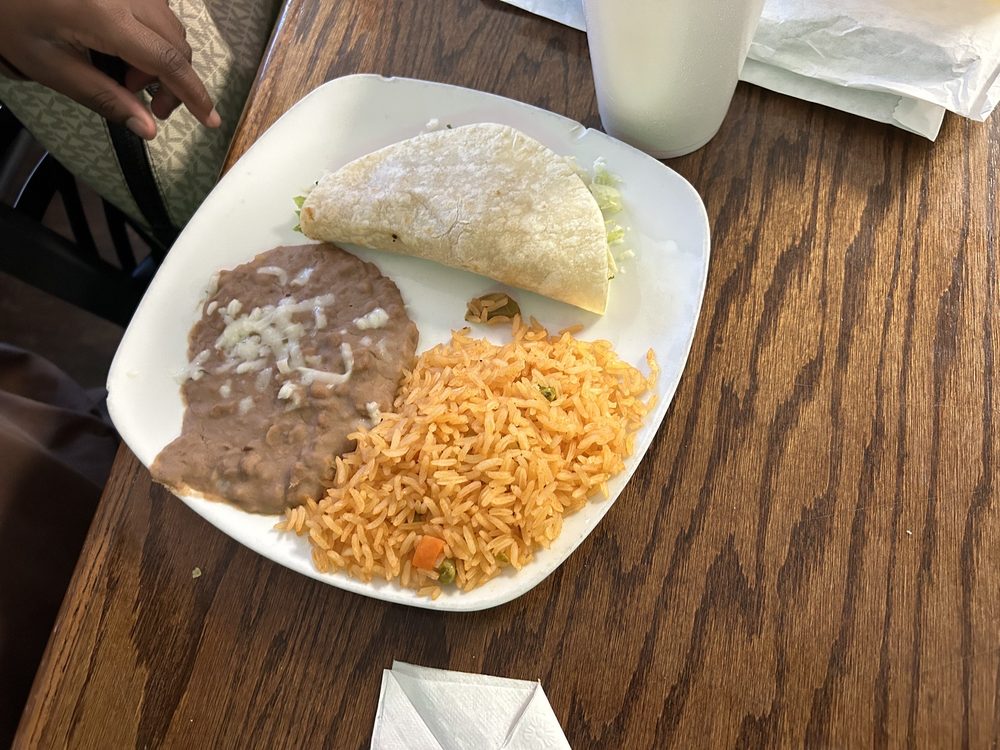 Las Brazas Mexican Grill