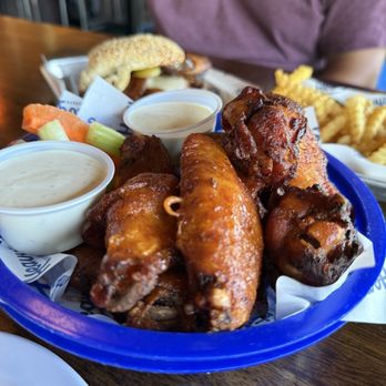 Heavy’s Barburger - HEAVY'S JUMBO WINGS 10pc - Burgers Near Me - Charleston, South Carolina Heavy’s Barburger - HEAVY'S JUMBO WINGS 10pc - Burgers Near Me - Charleston, South Carolina