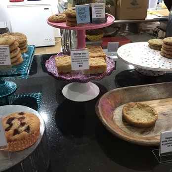 Fluff Bake Bar - Bakeries Near Me - Houston, Texas