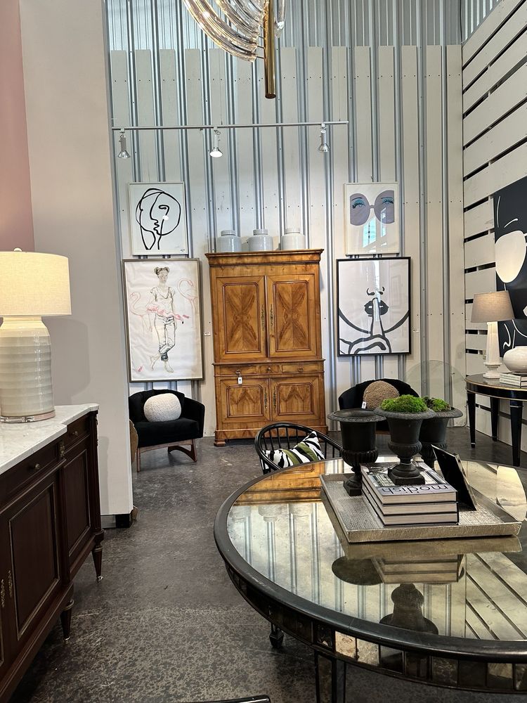 Market Hill at Round Top - Photo 2